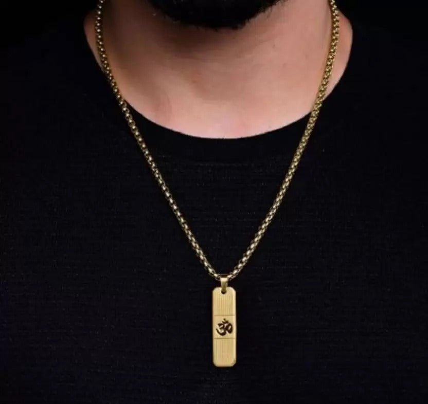 OM 22K Gold Pendant with Chain | Platted Dotted Pendant with Chain